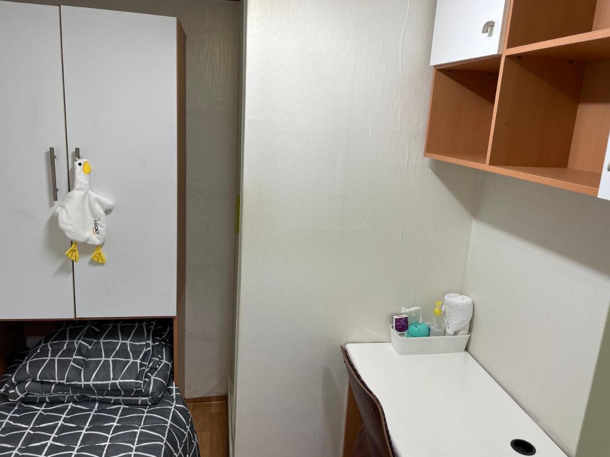 Hub House Livingtel Hostel Seoul Exterior photo